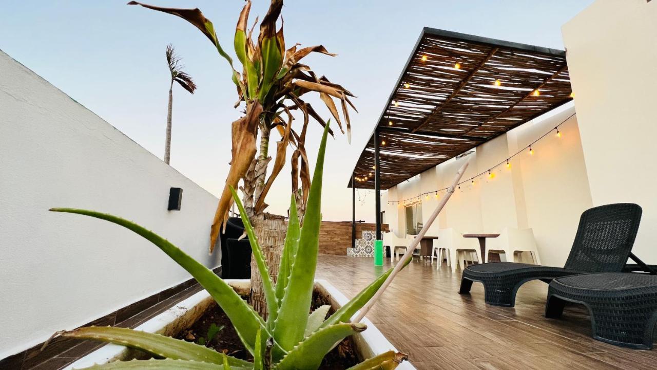 Hotel Mayari Holbox Экстерьер фото Rooftop at the hotel